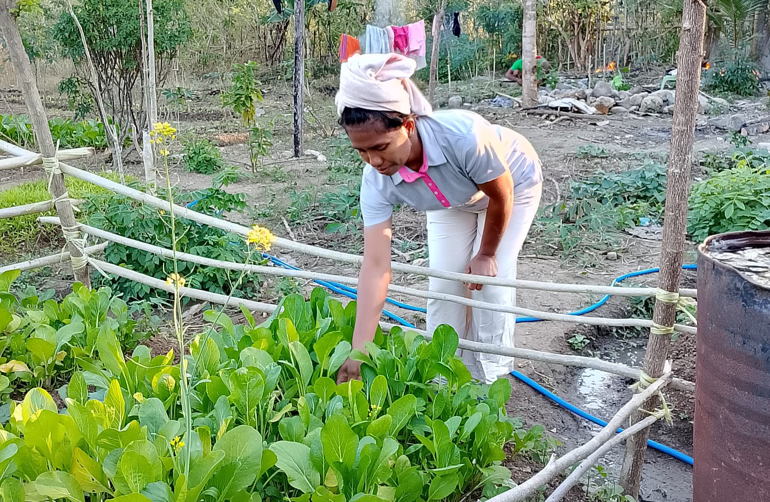 Delapan Bulan Program Bedah UMKM di Kefamenanu: Ibu Yuni Bukti Nyata Keberhasilan