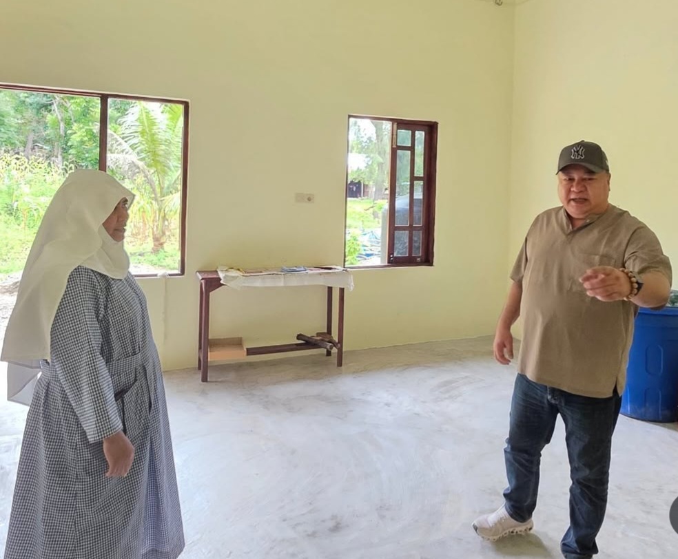 Silaturahmi di Biara Klaris Kefamenanu, Fransiscus Go Tinjau Kebun Hidroponik Para Suster