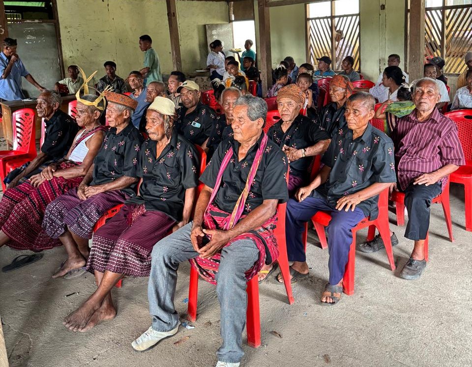 Fransiscus Go Kunjungi Kampung Terpencil di Flores Timur, Dengar Langsung Keluh Kesah Warga