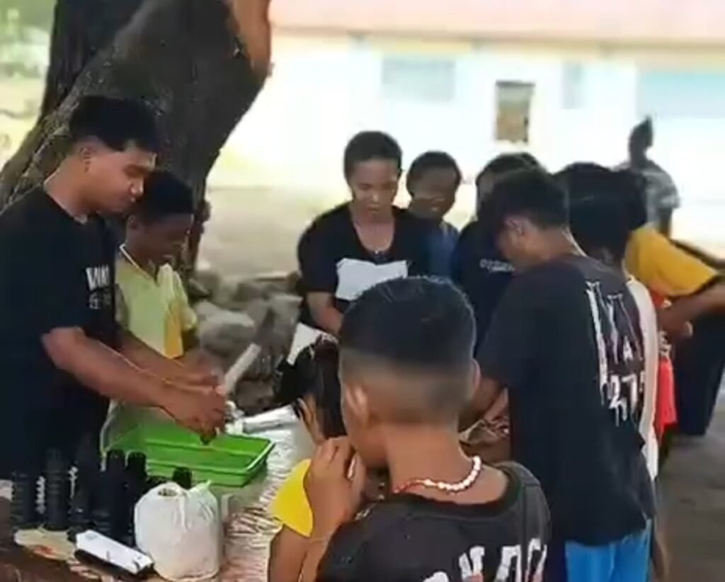YFMG Kenalkan Budidaya Hidroponik kepada Generasi Muda di Flores Timur